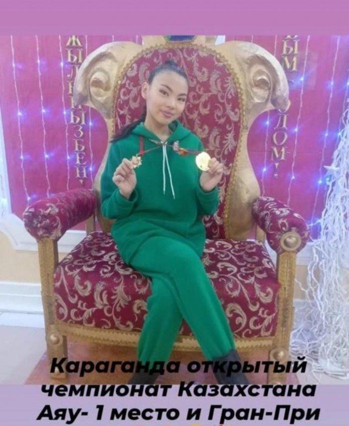 Ученица 9 «Ж» класса  Серікова Аяулым получила 1 место и Гран-При на открытом чемпионате по больно-спортивным танцам в г.Караганда.