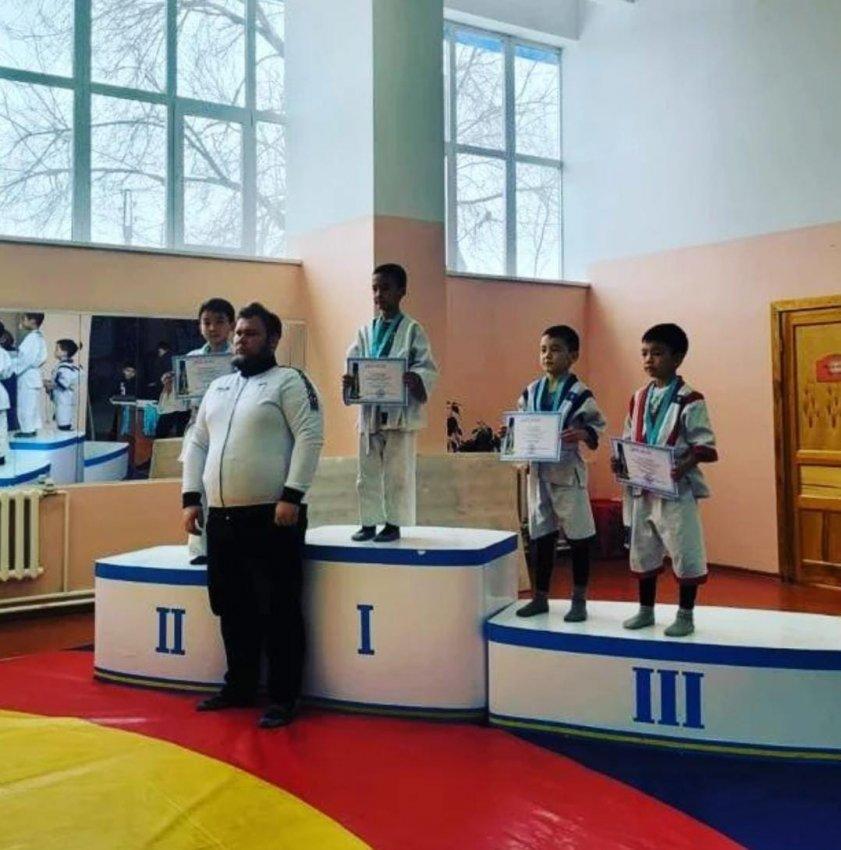 24 желтоқсан күні Қазақстан Республикасының Тәуелсіздік күніне орай жасөспірімдер арасында қазақ күресінен қалалық жарыс өткен болатын.