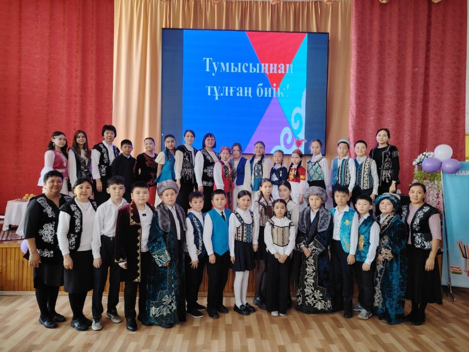 19 мектепте 17.03.күні  5,8 -сынып оқушылары арасында " Тумысыңнан тұлғаң биік!" атты әдеби кеш өтті.
